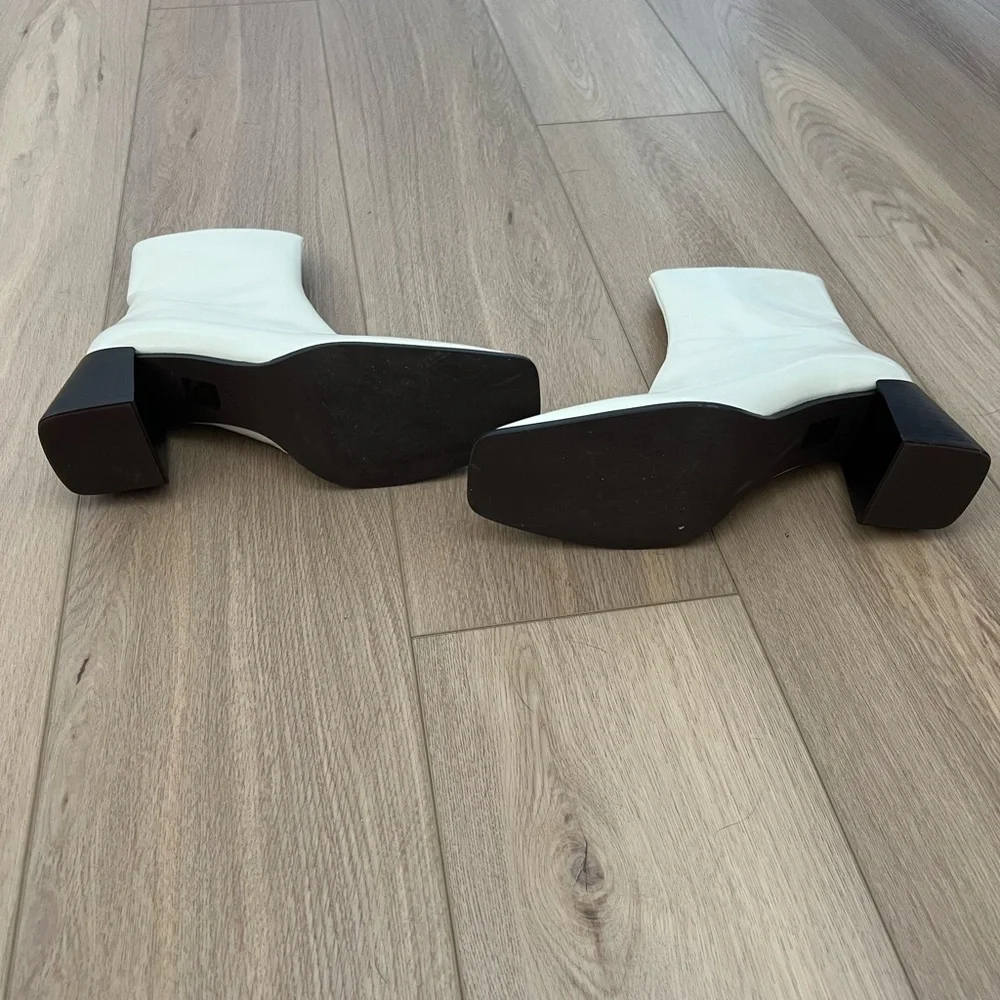 Jeffrey Campbell Off-White Heeled Boots - Picture 6 of 7